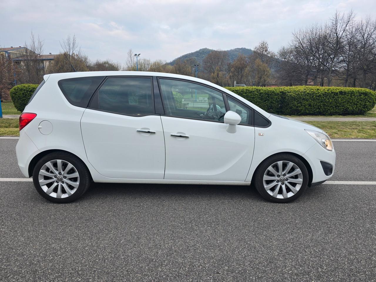 OPEL MERIVA 1.7 CDTI AUTOMATICO "OK PER NEOPATENTATI"