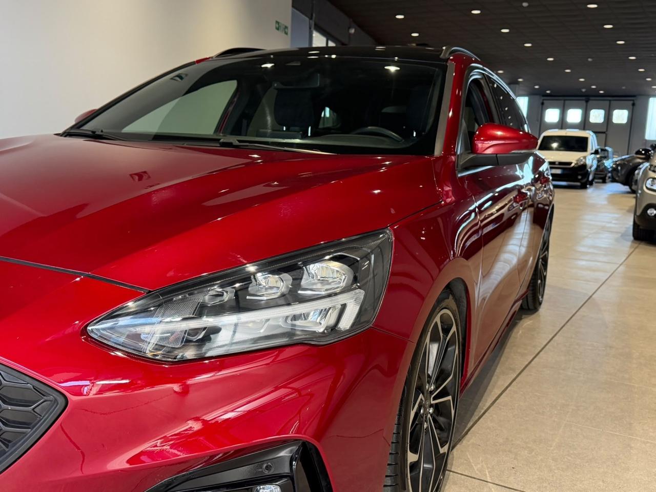 Ford Focus 1.0 EcoBoost 125 CV automatico SW Titanium