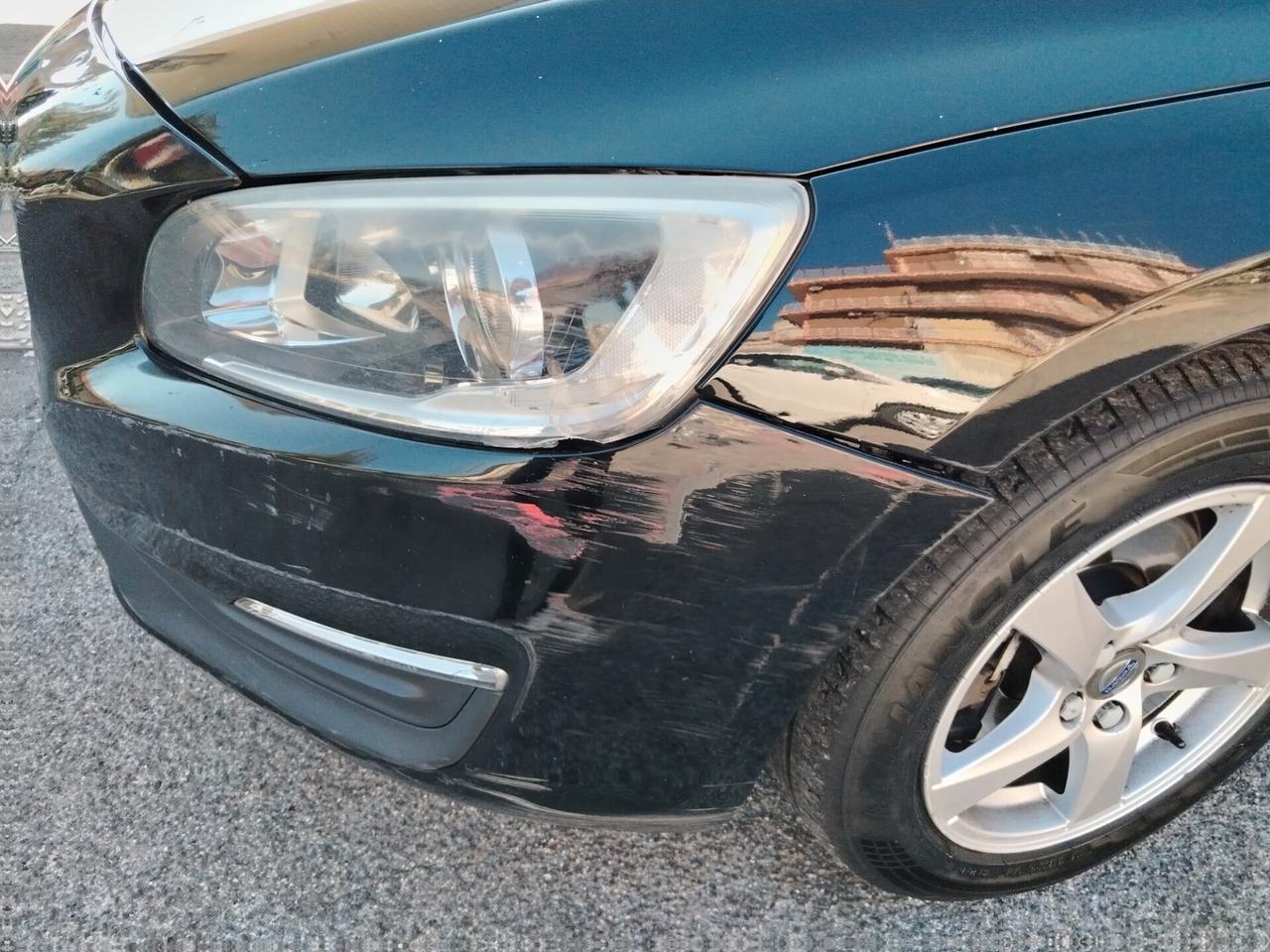 Volvo V60 D2 Geartronic Summum