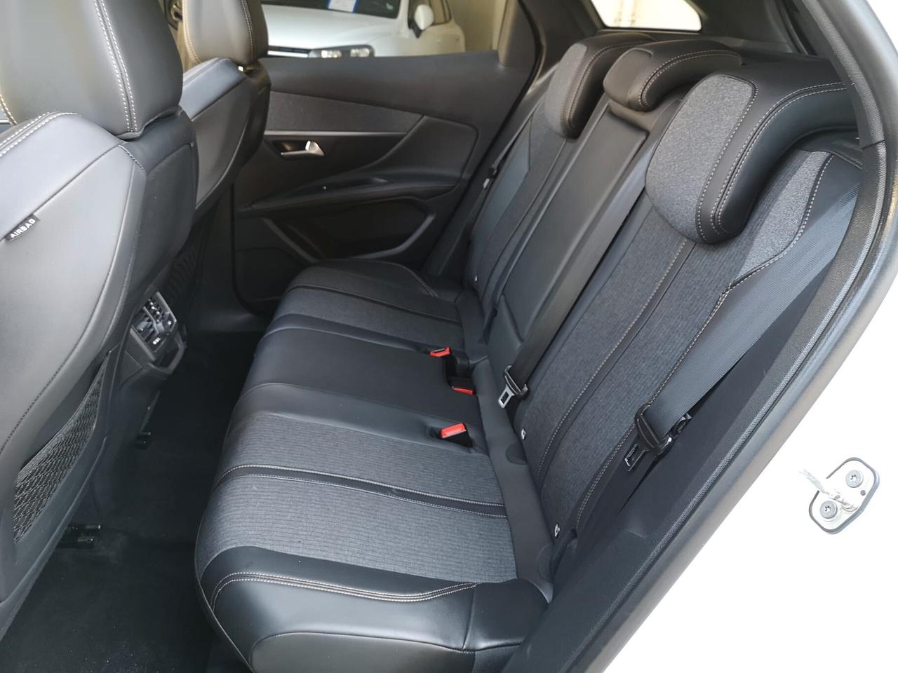 PEUGEOT 3008 1.6BlueHDi 120CV EAT6 S&S GT Line