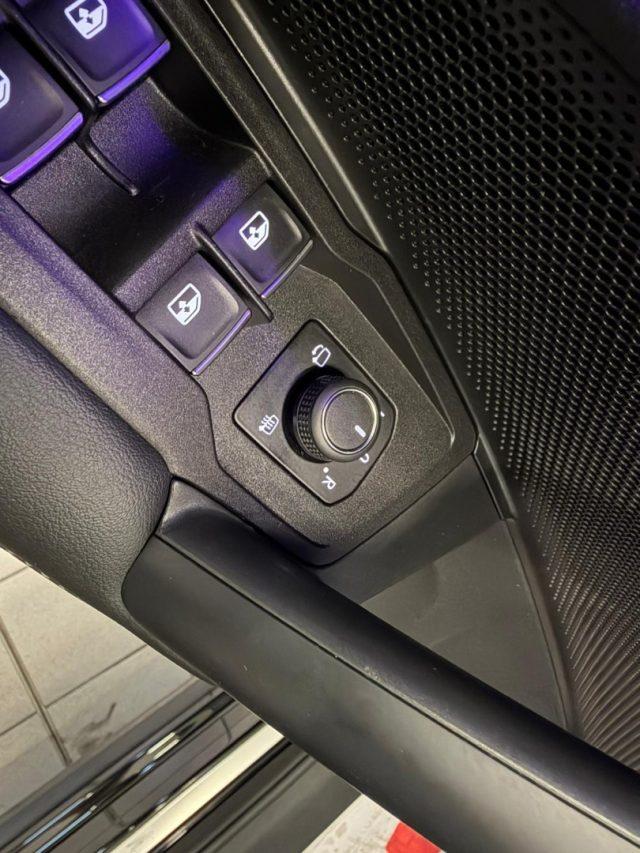 VOLKSWAGEN Tiguan 2.0 TDI 150 CV DSG R-Line //UFFICIALE VW ITALIA//