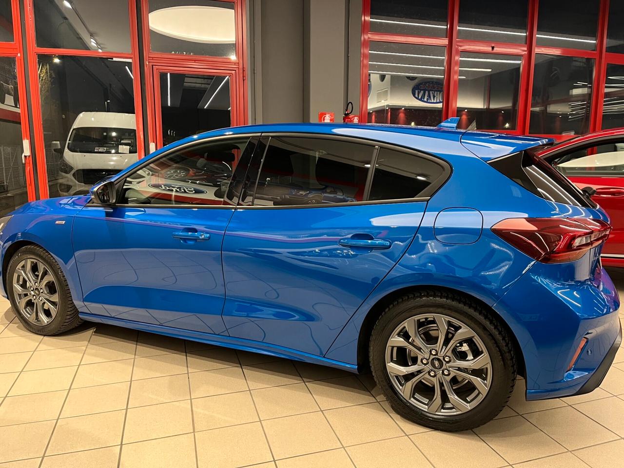 Ford Focus 1.0 EcoBoost Hybrid 125 CV 5p. ST-Line