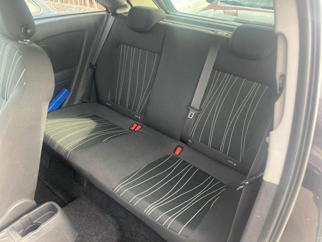 OPEL Corsa 1.2 3 porte Sport