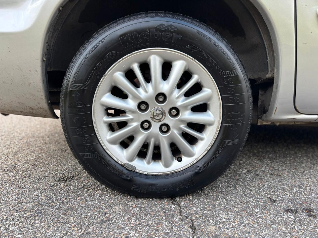 Chrysler Voyager 2.8 CRD LX Leather *Automatik*7Posti*