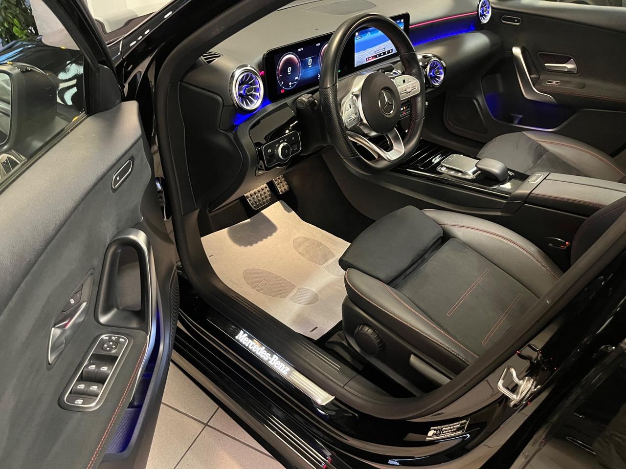 Mercedes A 180d AMG Premium Night Edition Tetto/luci