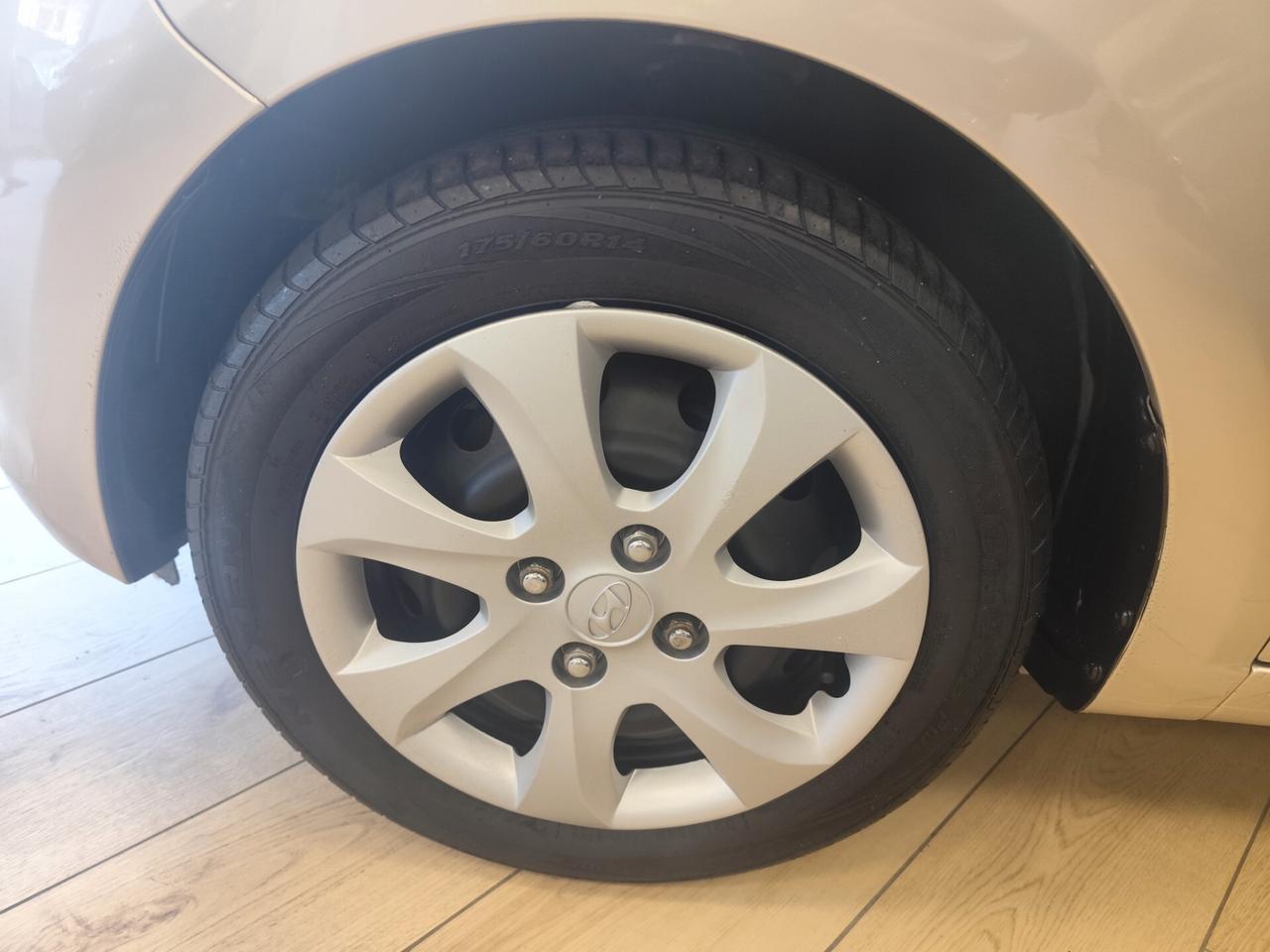 Hyundai i10 1.1 12V BlueDrive GPL Sound Edition