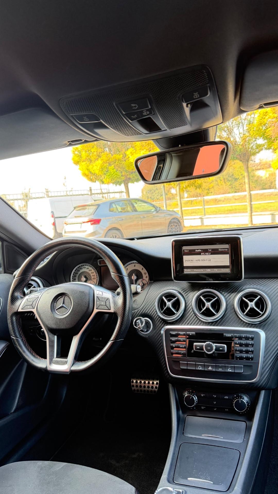 Mercedes-benz A 180 Premium amg