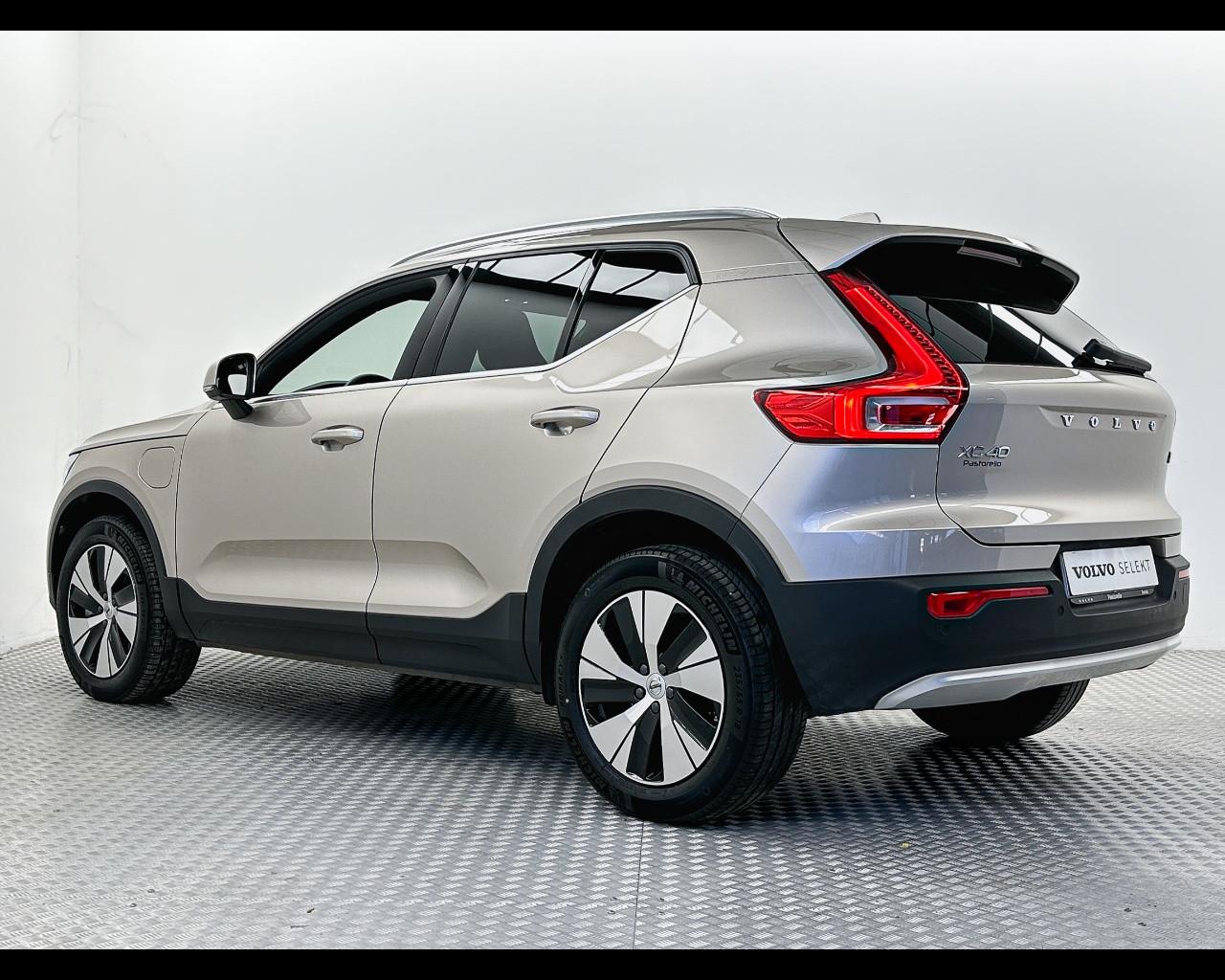 VOLVO XC40 (2017-->) - XC40 T5 Recharge Plug-in Hybrid automatico