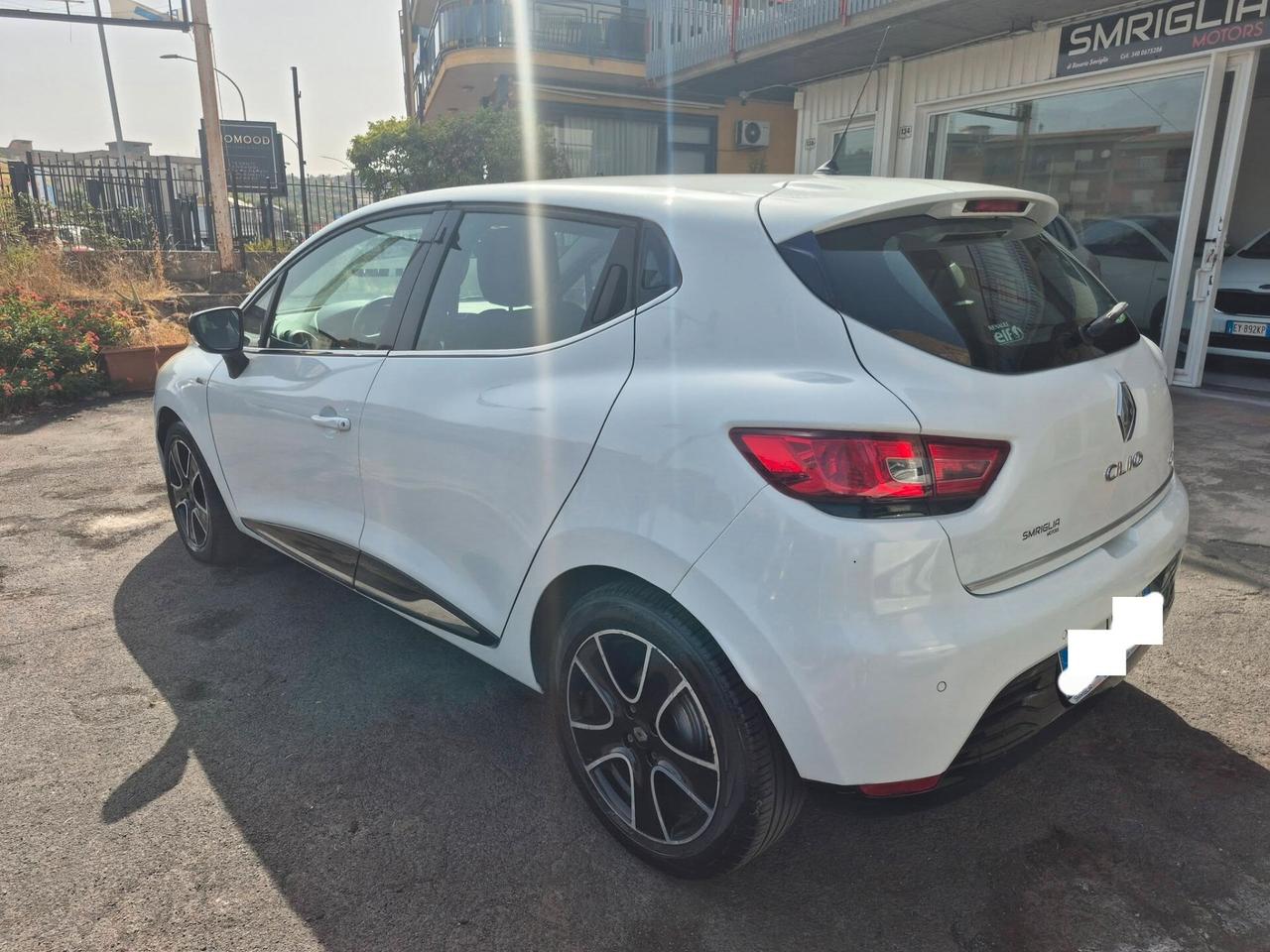 Renault Clio dCi 8V 75 CV Start&Stop 5 porte Energy Duel