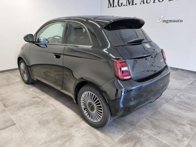 FIAT 500 Berlina Hybrid Icon