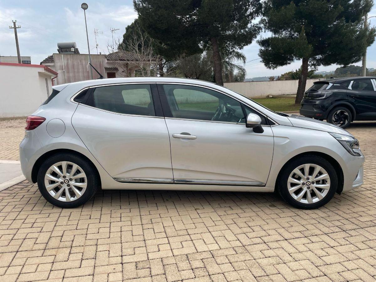 Renault Clio Full Hybrid E-Tech 140 CV 5 porte Intens