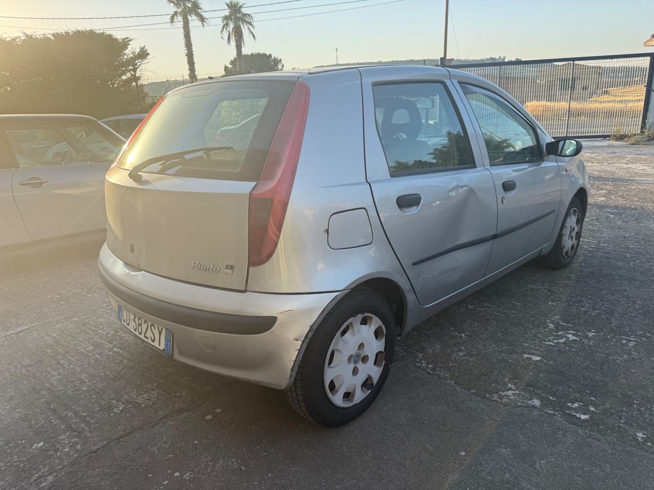 Fiat Punto 1.2i cat 5 porte EL