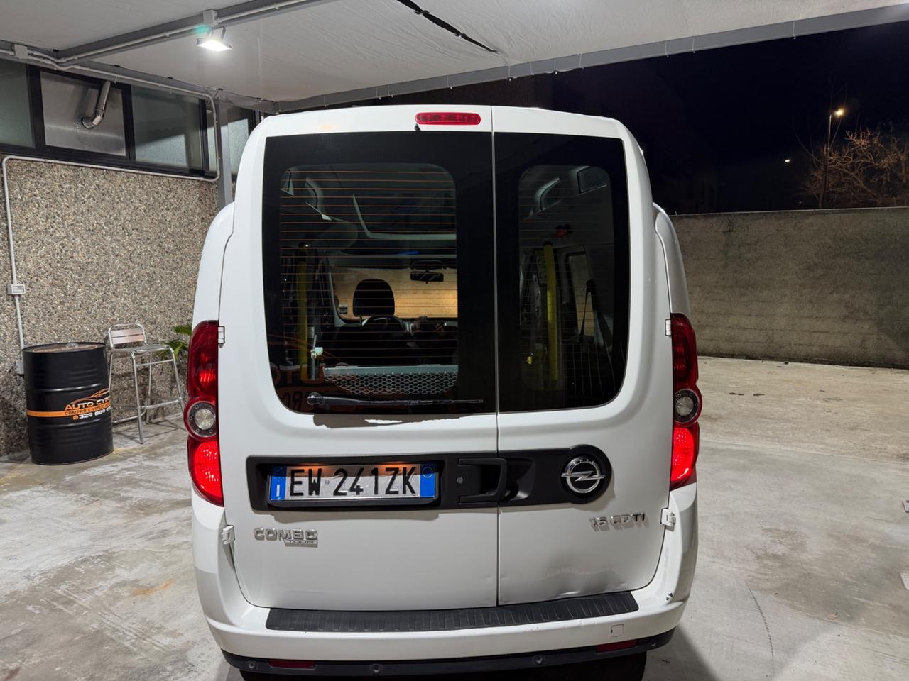 OPEL COMBO 1.6CDTI TETTO ALTO PEDANA OMOLOGATA DISABILI