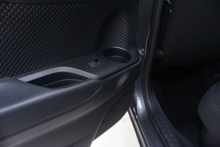 Toyota C-HR Hybrid Business BR837299 1.8 Full Hybrid 122CV