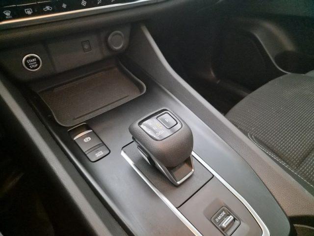 NISSAN Qashqai MHEV 158 CV Xtronic Business