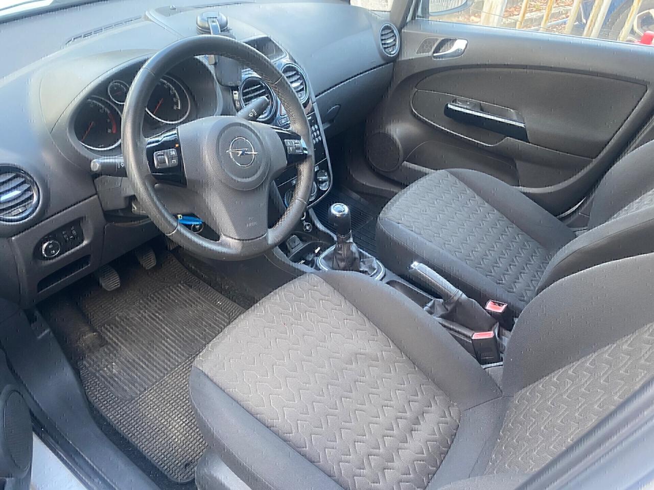 Opel Corsa 1.2 5 porte Edition NEOPATENTATI