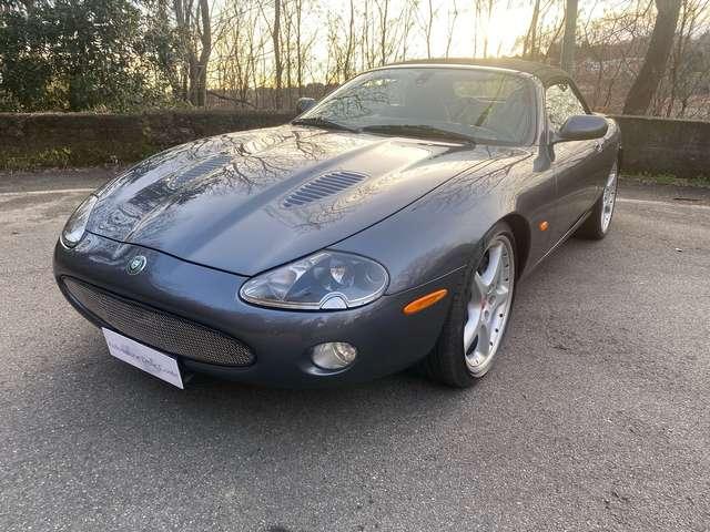 Jaguar XKR Convertible 4.2 V8 s/c iscritta ASI , ufficiale