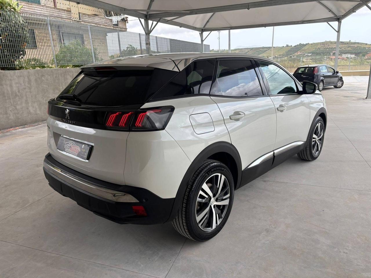 Peugeot 3008 BlueHDi 130 S&S Allure