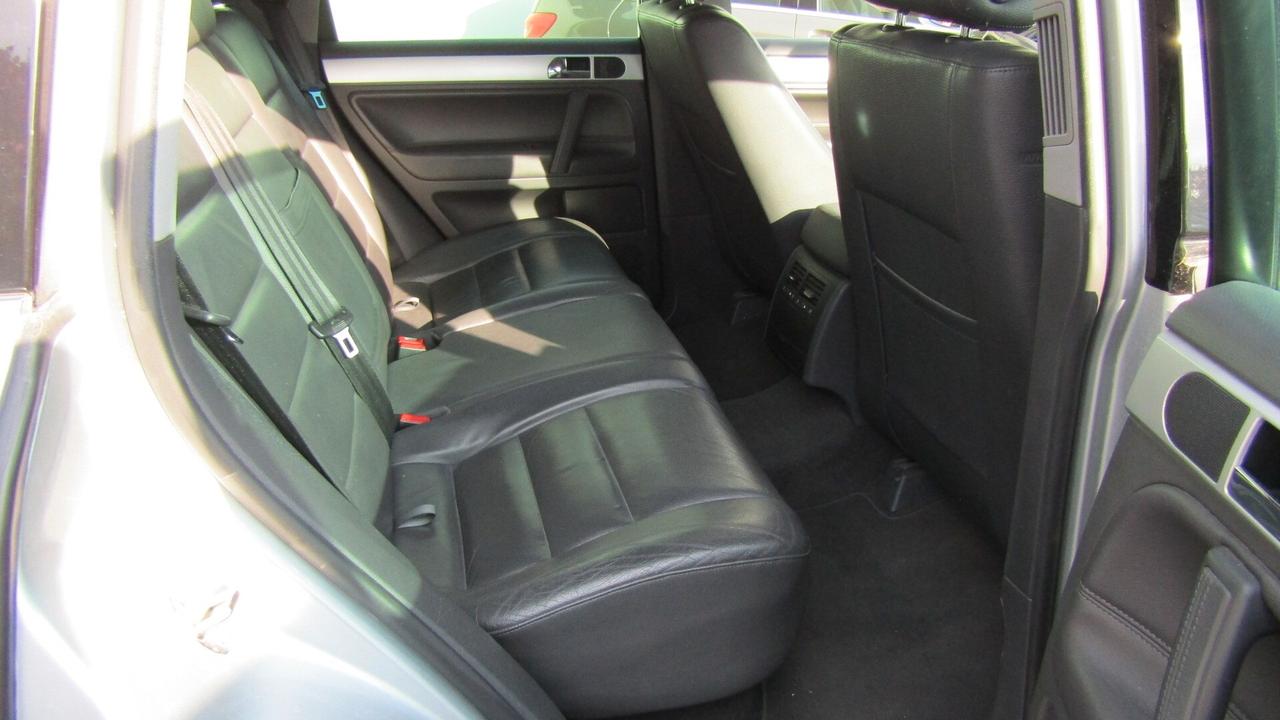 Volkswagen Touareg 2.5 R5 TDI DPF tiptronic Exclusive
