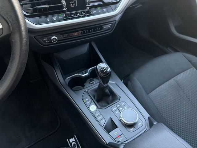 BMW 116 d 5p. Business Advantage