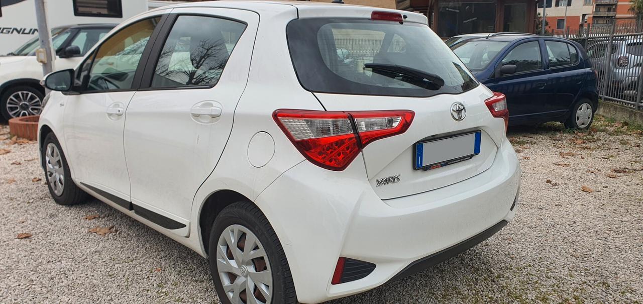 Toyota Yaris 1.0 5 porte Business