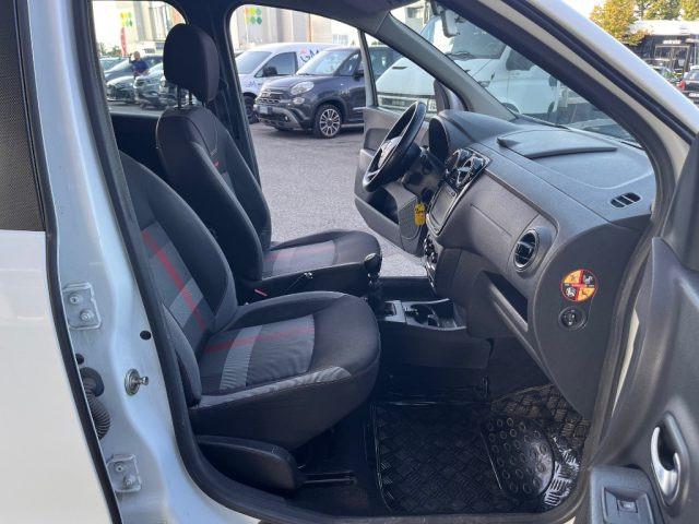 DACIA Lodgy Stepway 1.5 Blue dCi 8V 115CV 7 posti