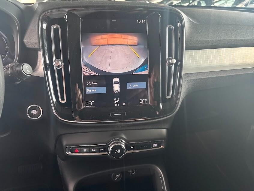 Volvo XC40 T5 Recharge Plug-in Hybrid Inscription Expression IVA ESPOSTA