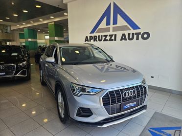 AUDI Q3 35 TDI S tronic Business Advanced
