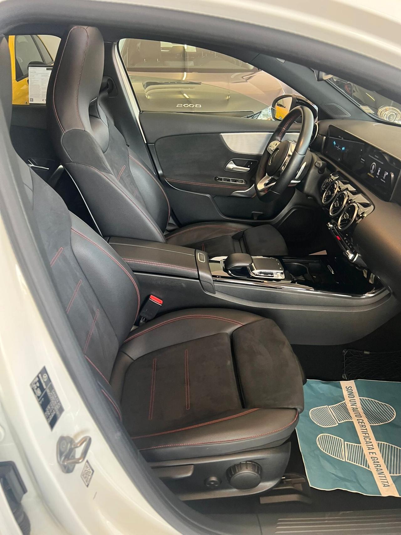 Mercedes-Benz A 180 Classe A - d Premium Auto + TETTO APRIBILE + LED