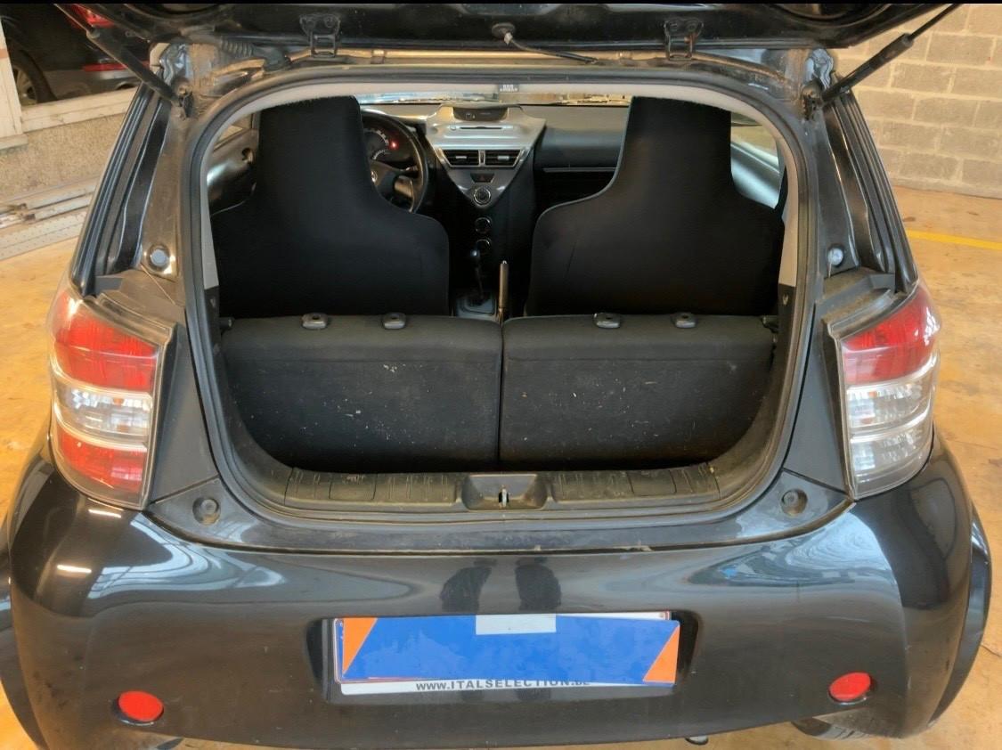 Toyota iQ 1.0 Sol