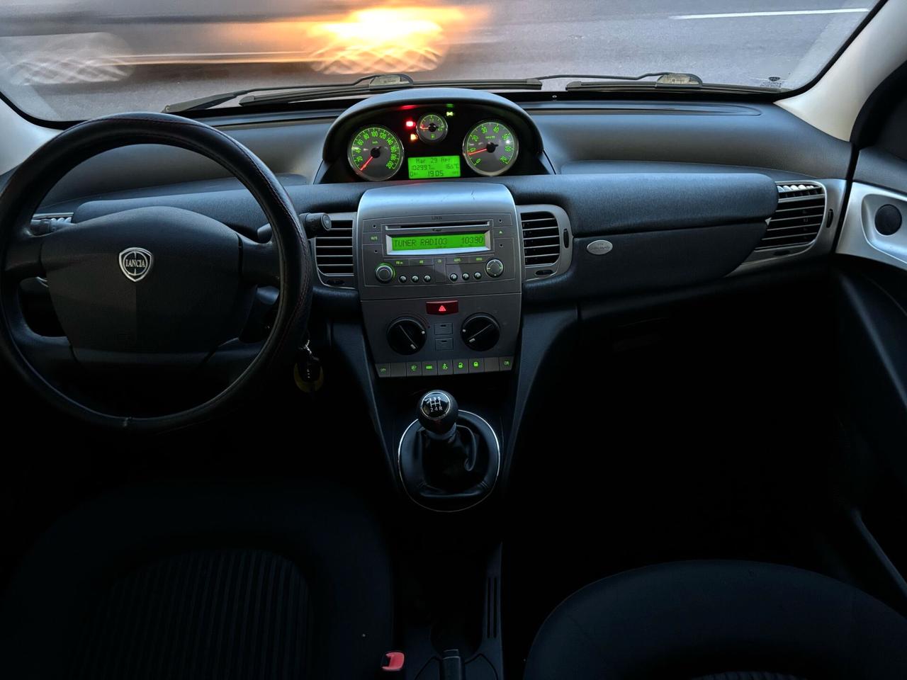 Lancia Ypsilon 1.2 Versus