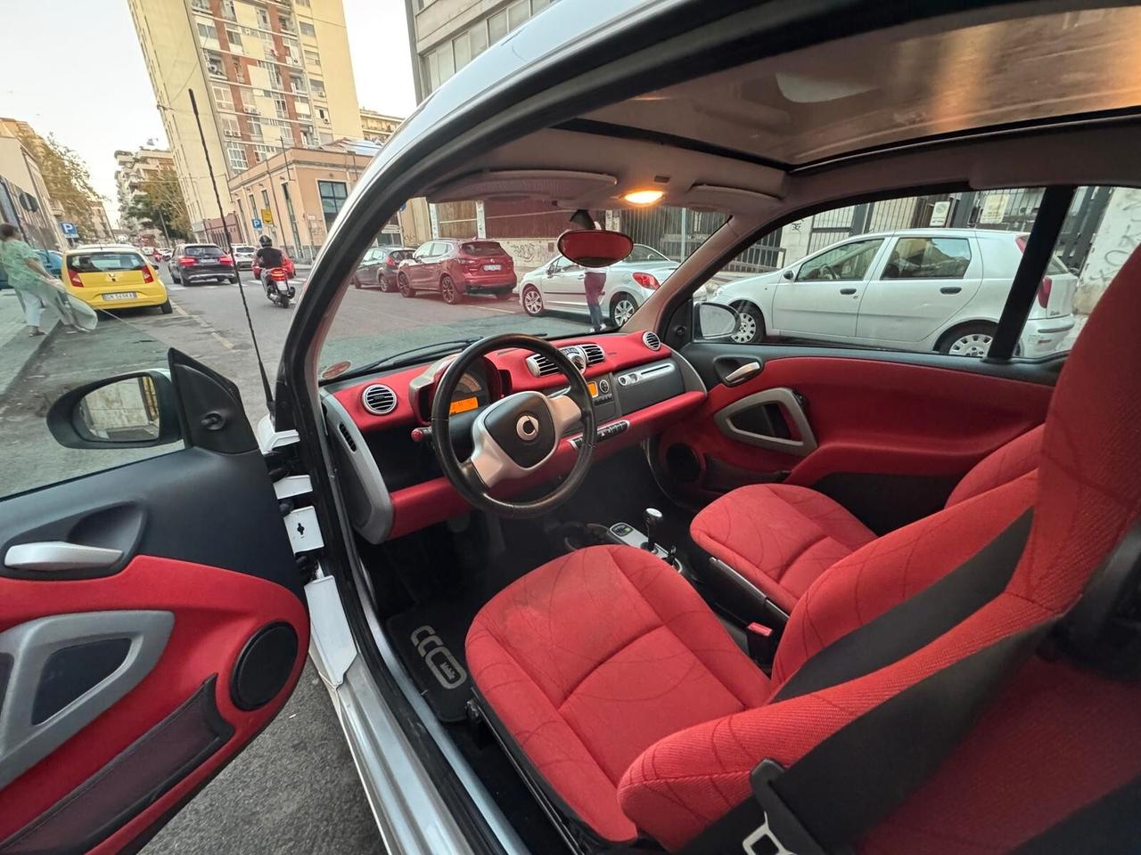 Smart ForTwo 1000 52 kW MHD coupé passion