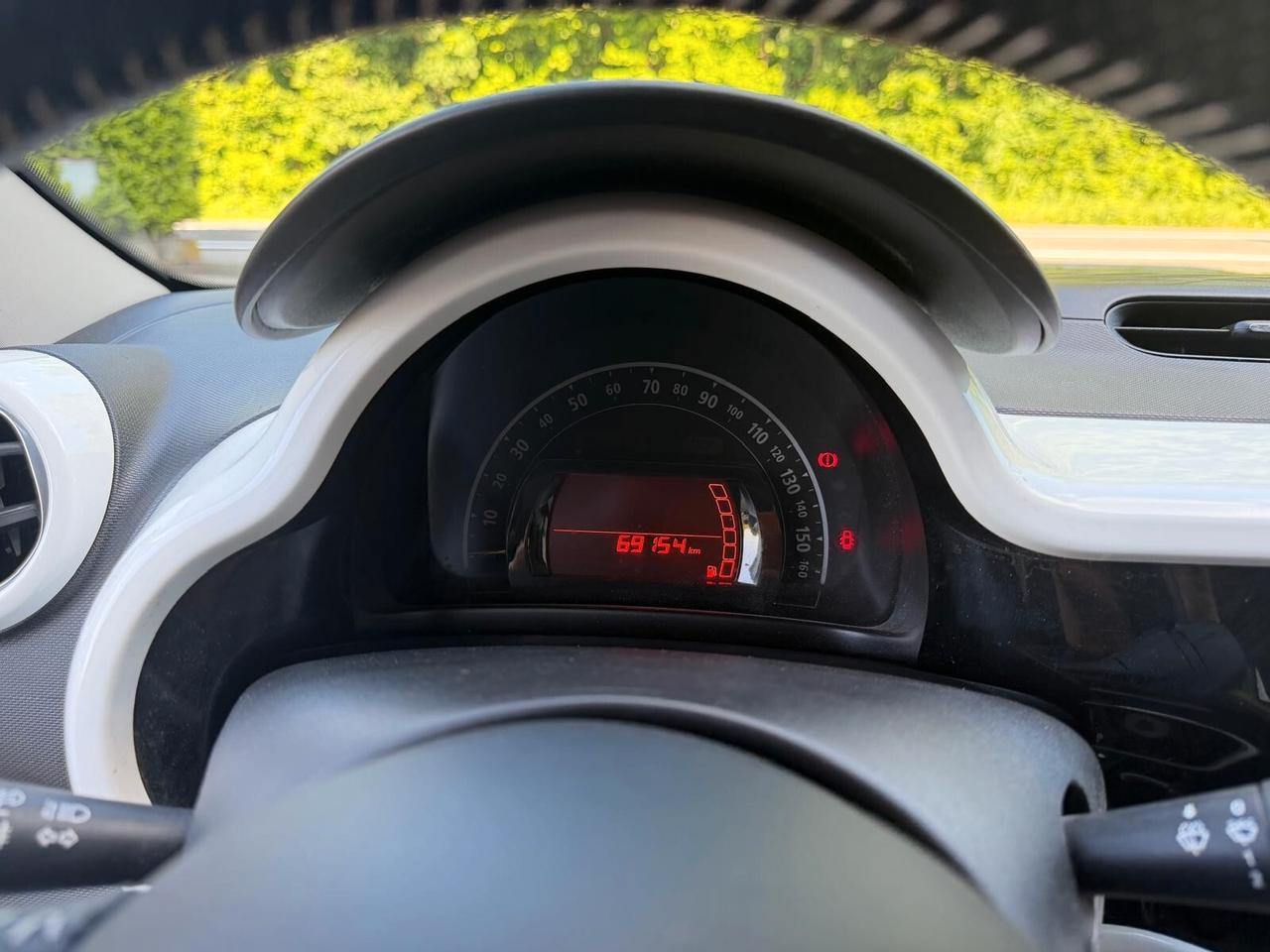 Renault Twingo SCe Lovely
