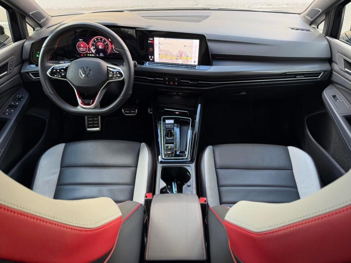 Volkswagen Golf 8 GTI 2.0 TSI 245 CV