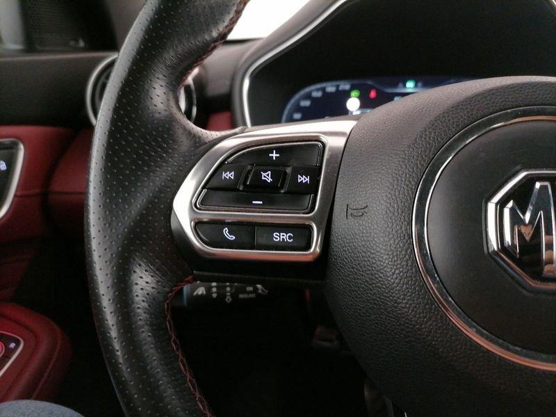 MG HS 1.5 t Luxury auto