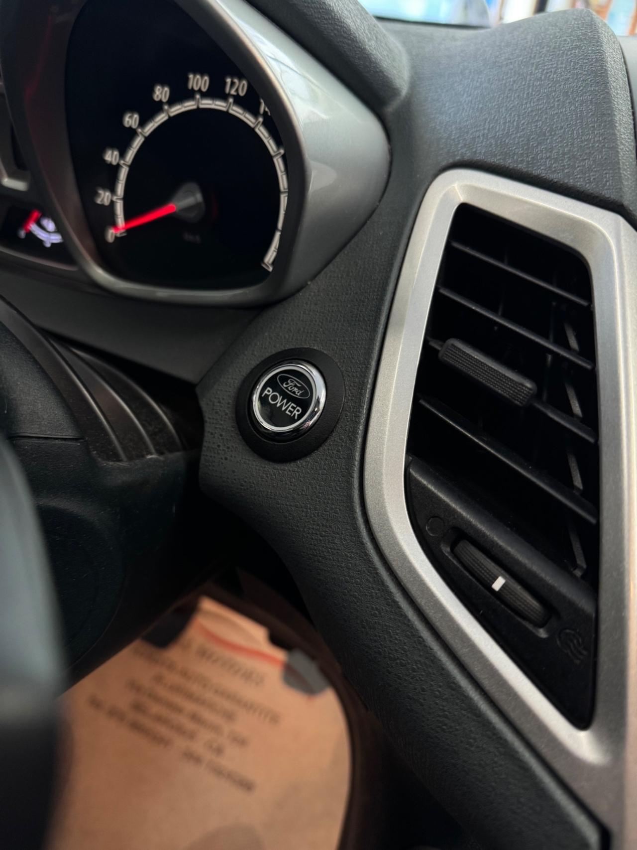 Ford Fiesta 1.4 TDCi 70CV Titanium 49.000 KM