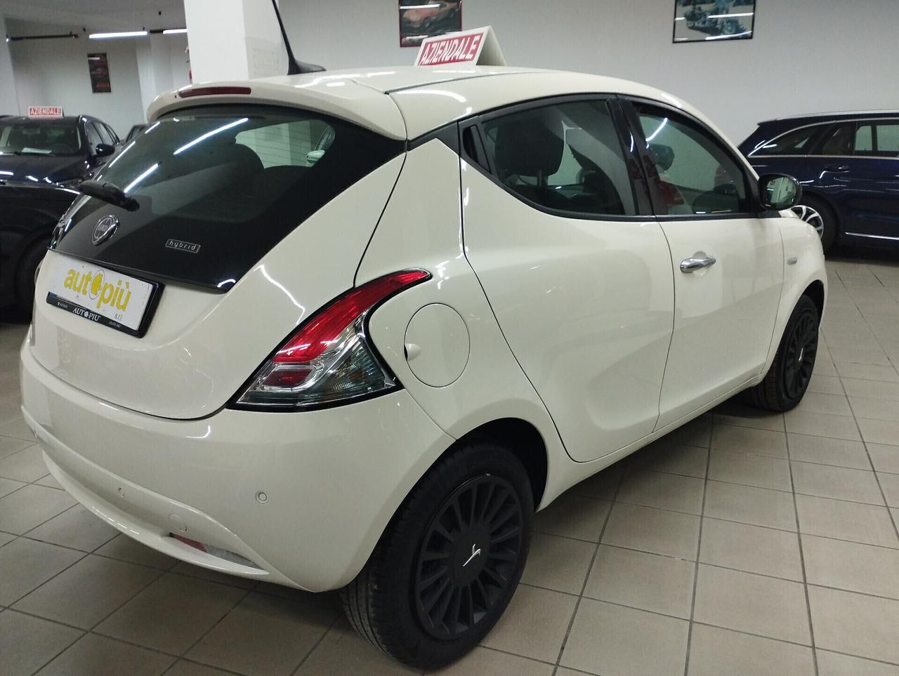 Lancia Ypsilon 1.0 FireFly 5 porte S&amp;amp;S Hybryd Gold