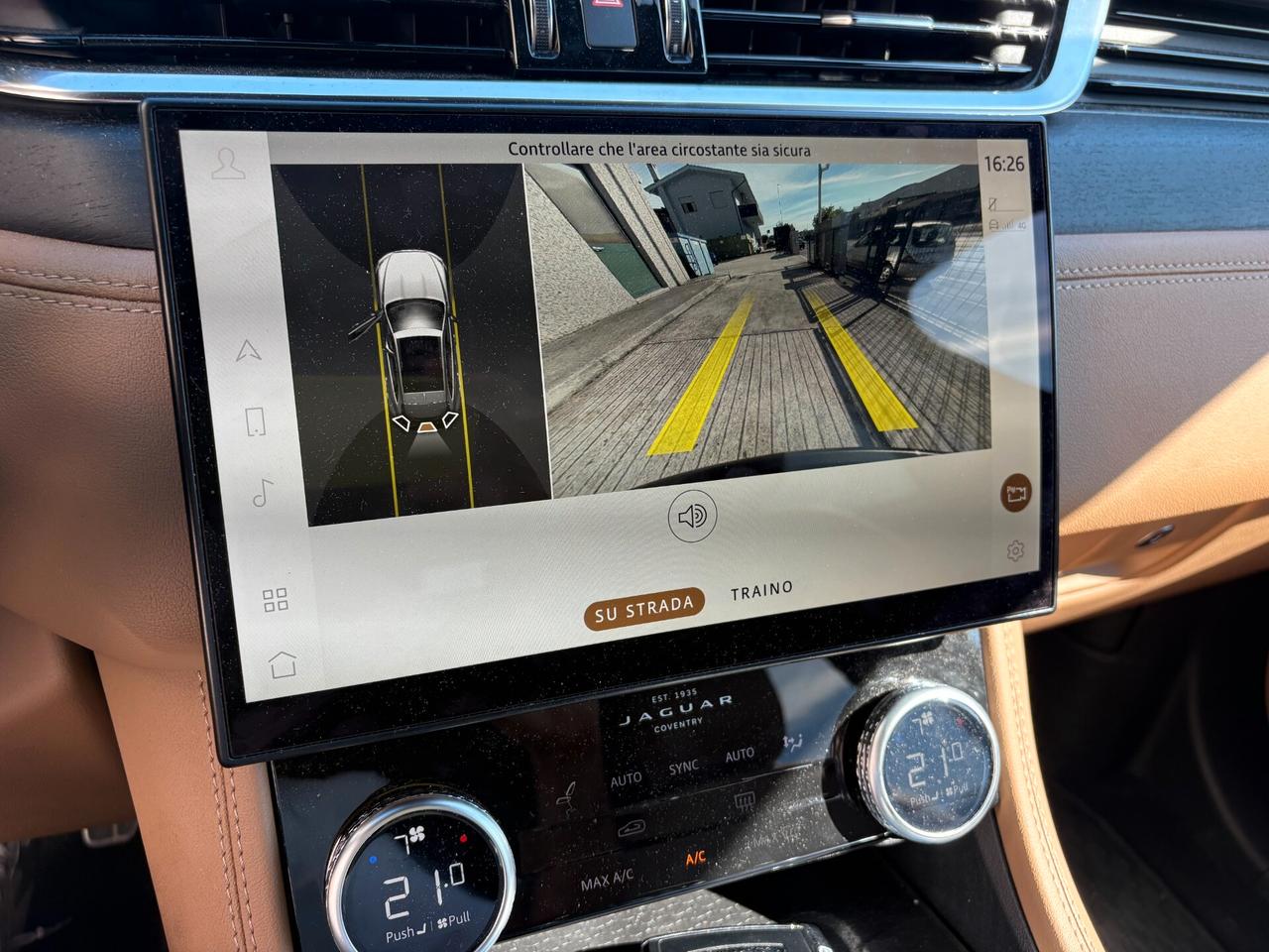 Jaguar F-Pace 2.0 D 163 CV AWD aut. SE in Garanzia