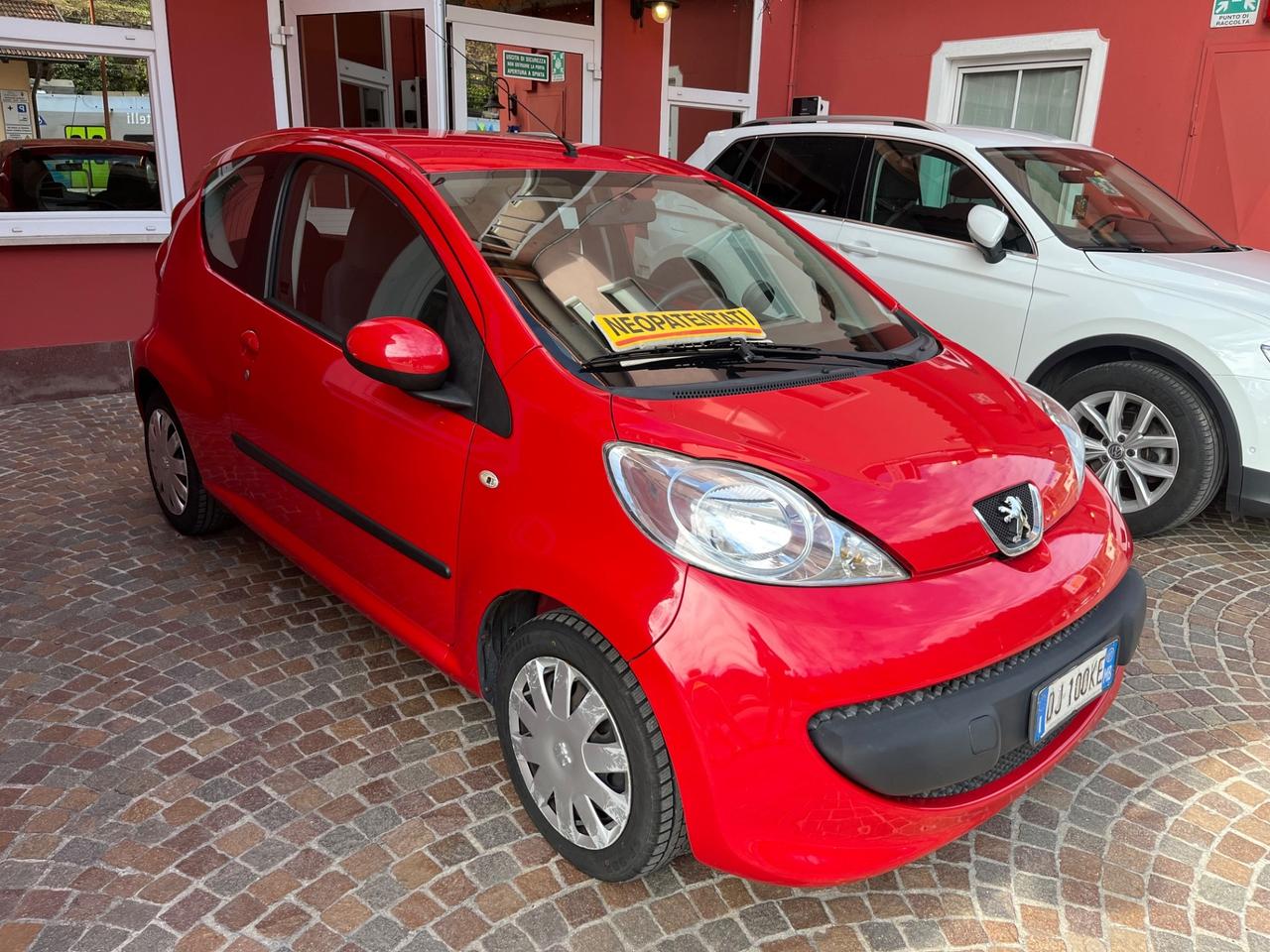Peugeot 107 1.0 68CV - BENZINA