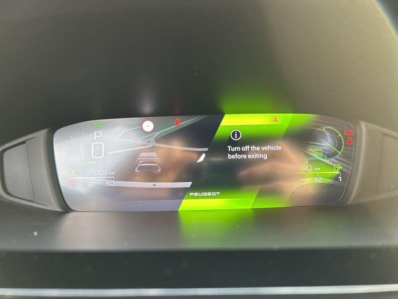 Peugeot 308 III 2021 1.2 hybrid GT 145cv e-dcs 6