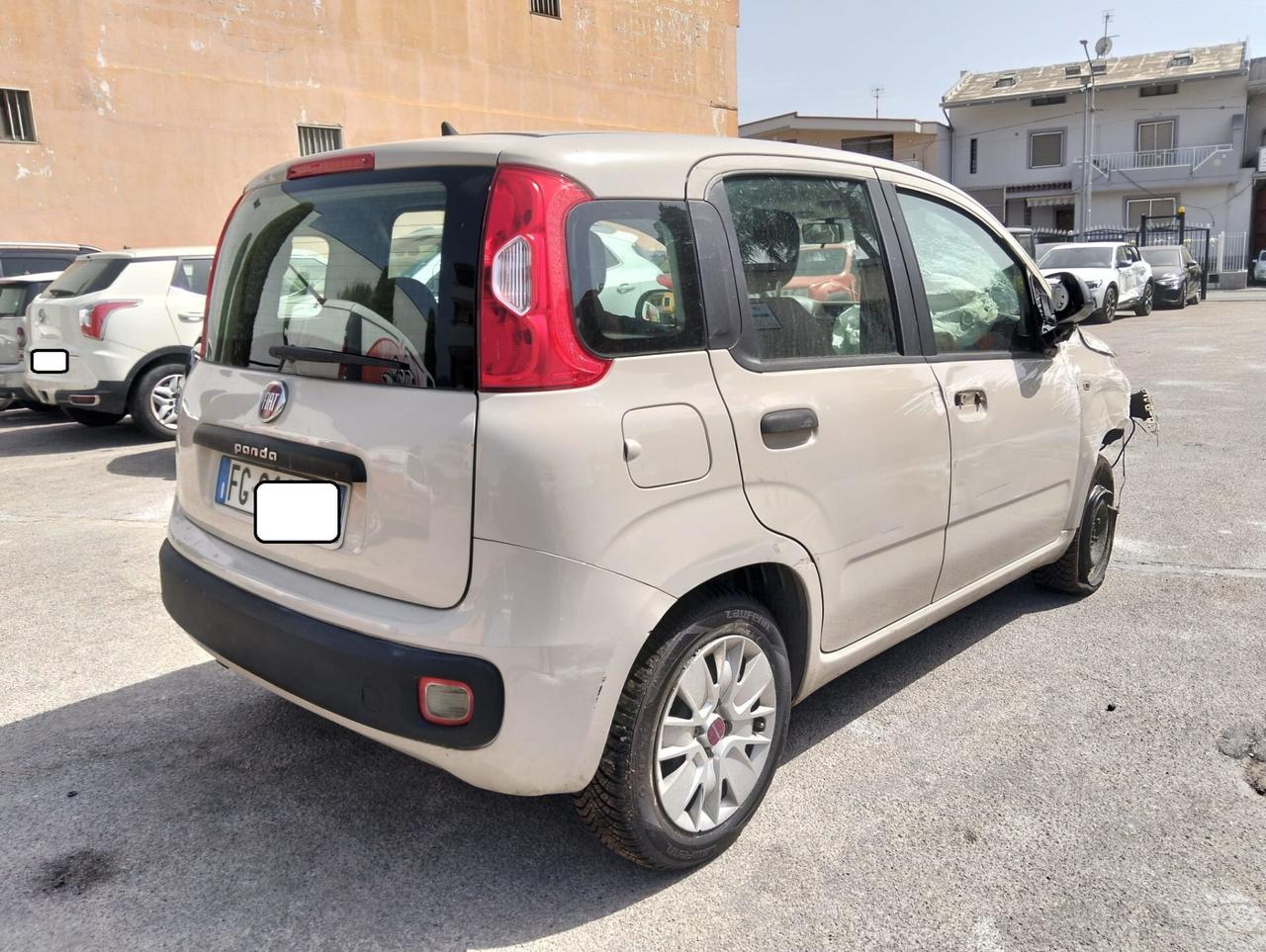 Fiat Panda 1.2 EasyPower Lounge 2016 SINISTRATA