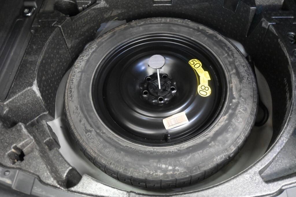 Land Rover Discovery Sport 2.0D I4-L.FLW 150CV AWD AUTO R-DYNAMIC SE ( FARI LED - PDC CERCHI 20 PELLE )