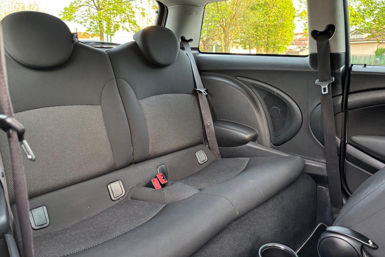 Mini Cooper D Clubman 1.6 16V