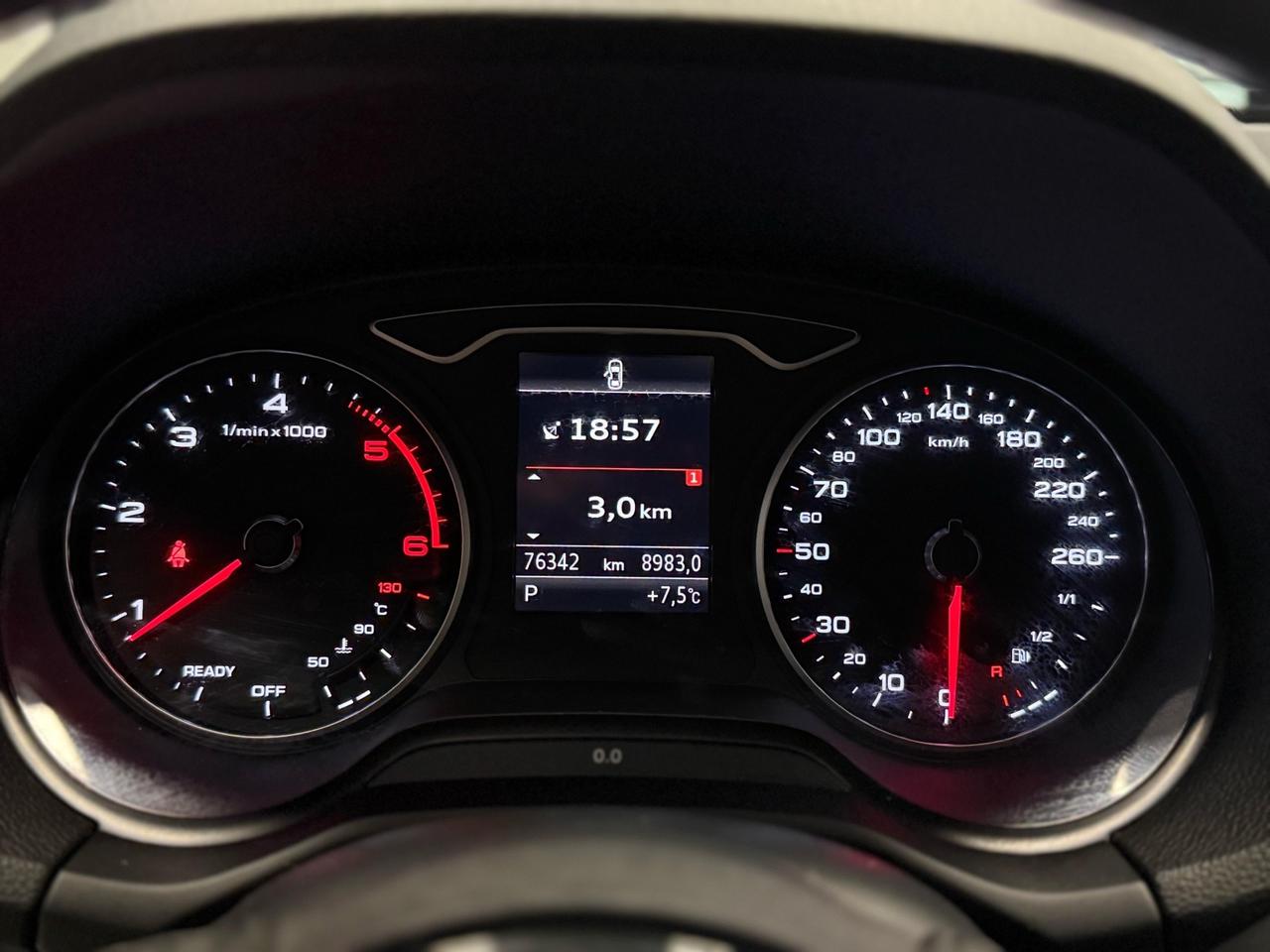 Audi Q2 35 TDI S tronic Business