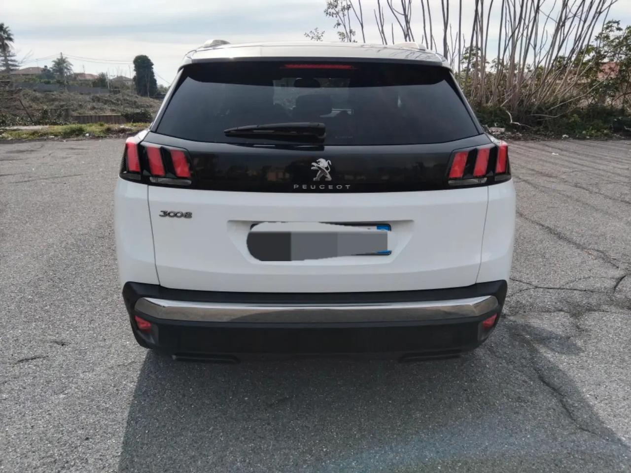 Peugeot 3008 BlueHDi 130 S&S Allure