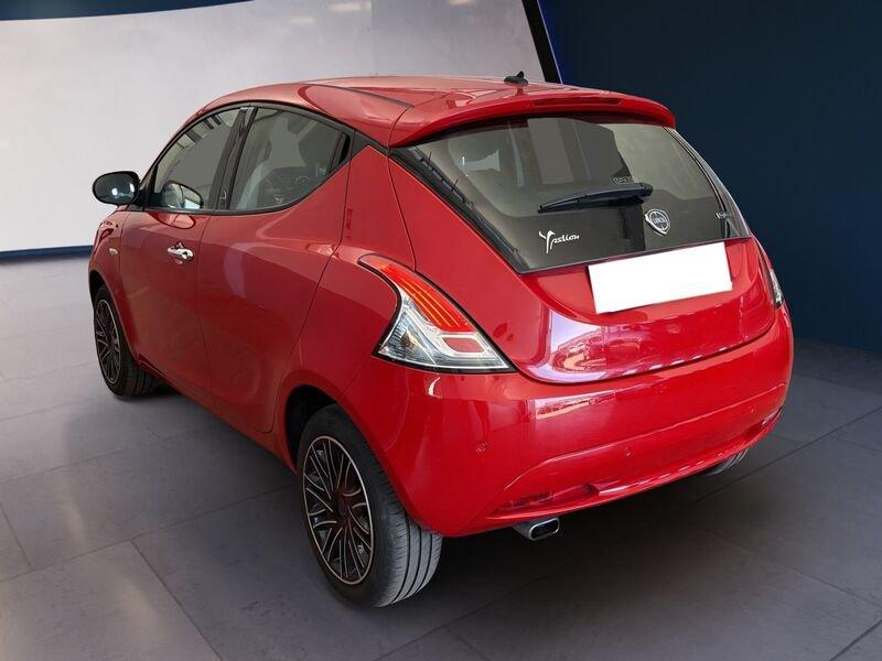 Lancia Ypsilon III 2015 1.0 hybrid Gold s&s 70cv