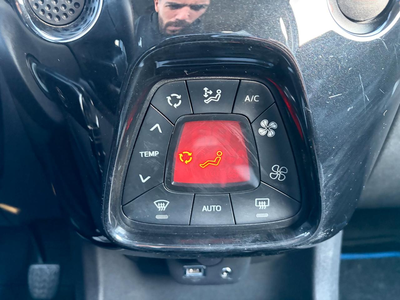 TOYOTA AYGO 1.0 ANNO 2015 50.000 KM GARANTITA