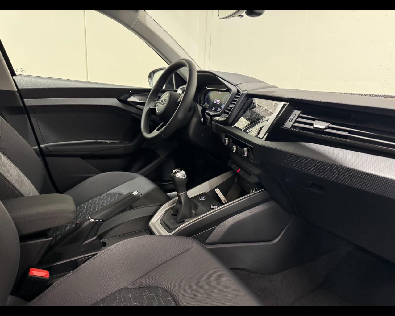 AUDI A1 SPORTBACK 30 TFSI S LINE EDITION
