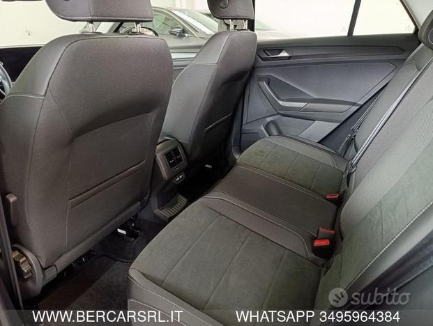 Volkswagen T-Roc 1.0 TSI Style*PROIETTORI LED...