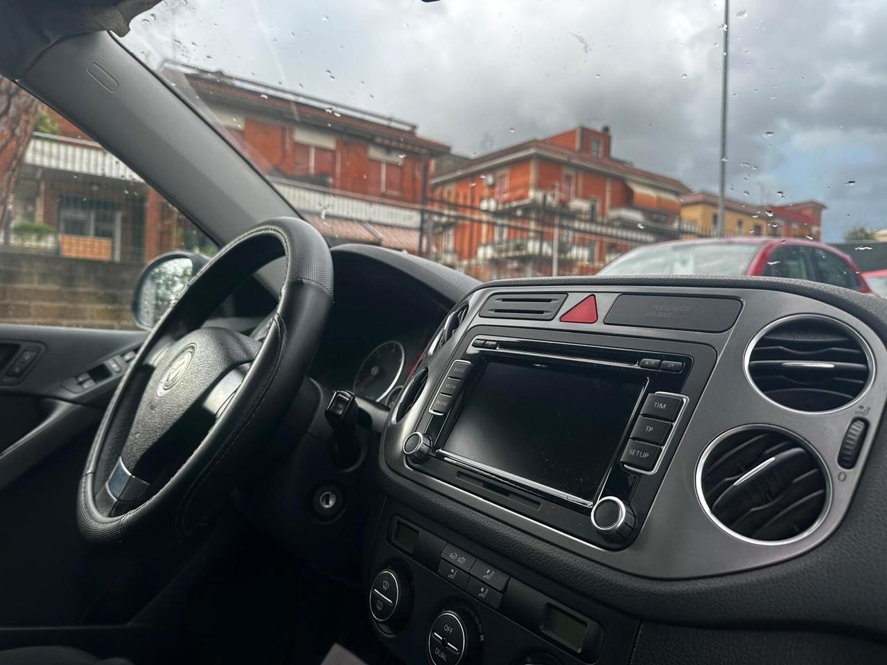 Volkswagen Tiguan 2.0 TDI DPF 4MOTION Track & Field